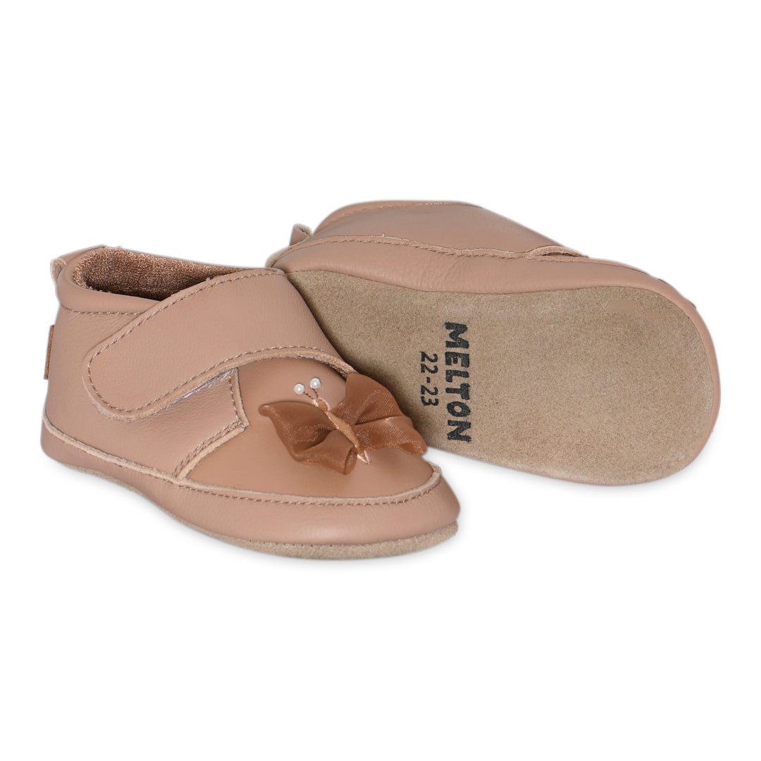 Schmetterlings-Lederpantoffeln