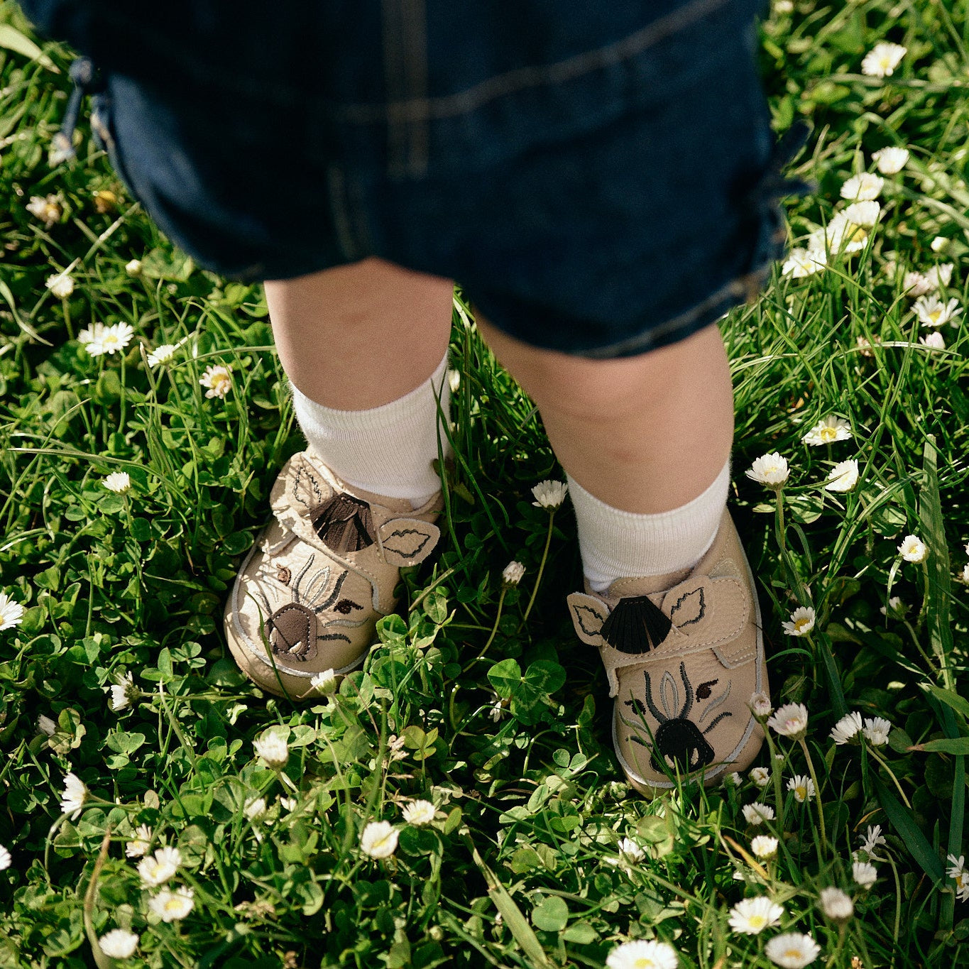 Hausschuhe aus Zebraleder