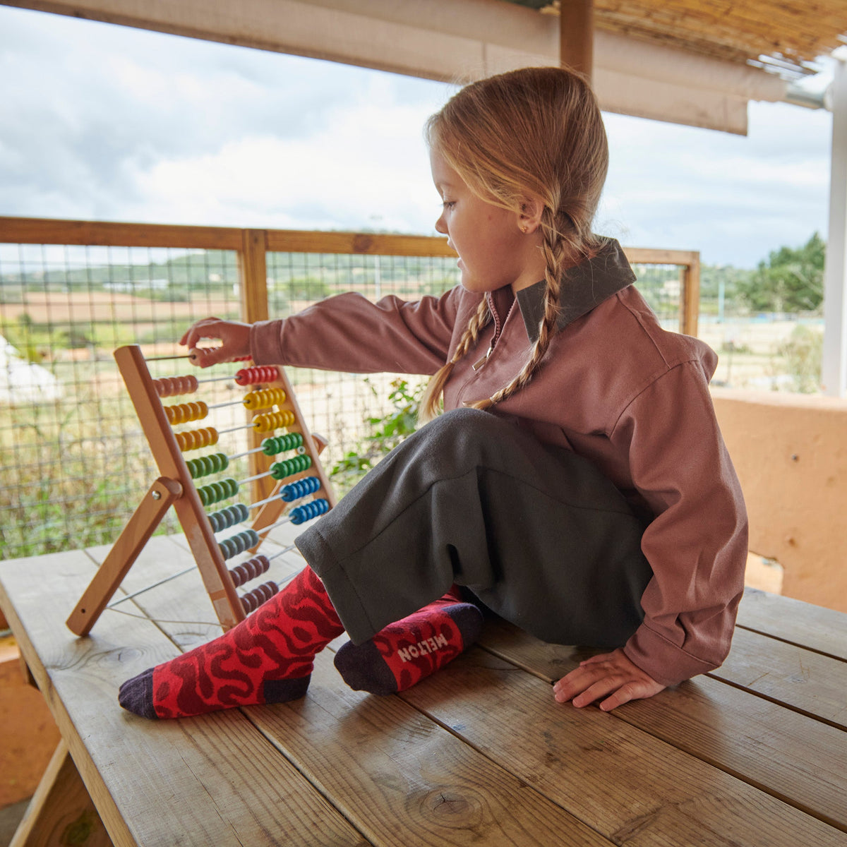 Wellenförmige Socken